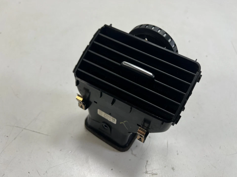 2011-2014 VOLKSWAGEN TOUAREG DASH DASHBOARD LEFT DRIVER AC AIR VENT GRILLE OEM - Image 3 of 4