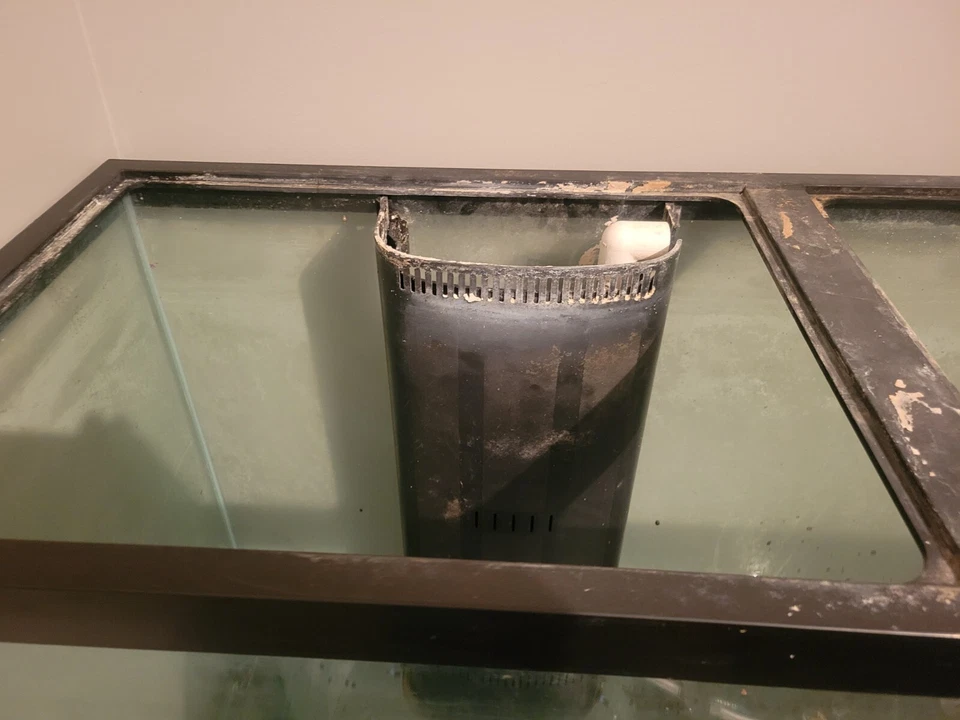 Acuario listo para arrecifes de 110 galones  Foto 3 de 4