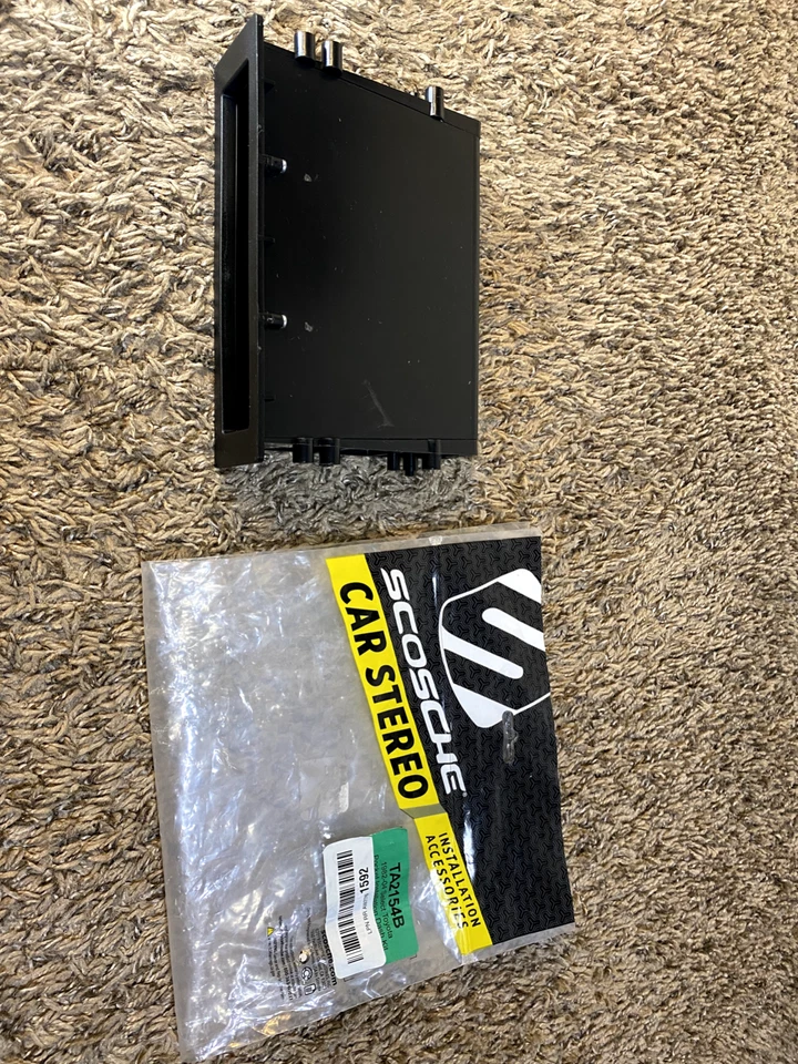 Kit de instalación de radio Scosche TA2154B - USADO Foto 2 de 4