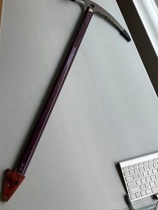 Black Diamond Ice Axe 80 cm Mountaineering Steel Head Purple Aluminum Shaft