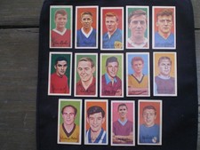 Barratt - Famous Footballers Series A12 -1964-Select the cards you require
