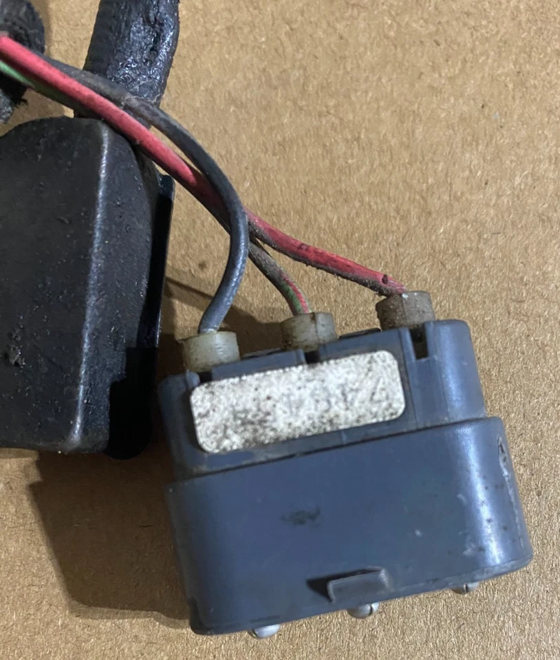 Crankshaft Position Sensor  Saab 900 1989 to 1993. Non-Turbo - Image 4 of 4