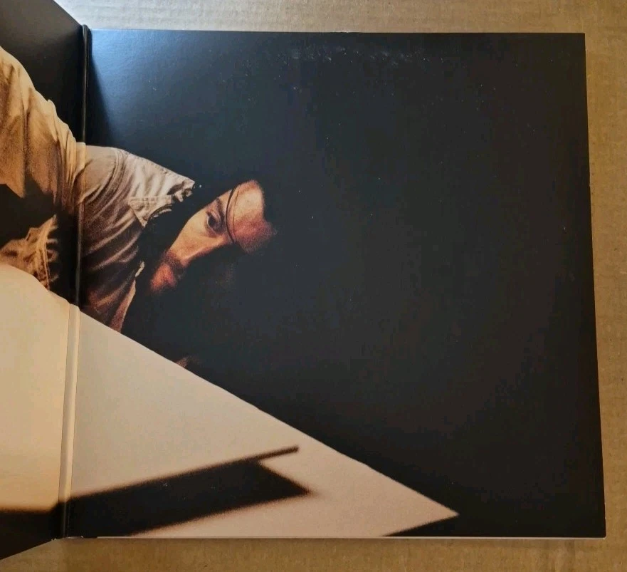 Arctic Monkeys - Tranquility Base Hotel + Casino (Deluxe Silver Vinyl, 2018) - Image 3 of 4