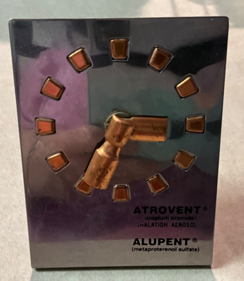 Vintage Atrovent Promotional Advertising Clock Give-Away TESTED WORKS