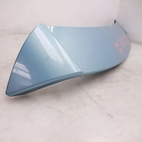 12-17 TOYOTA PRIUS C BLUE REAR SPOILER ASSEMBLY - Image 3 of 4