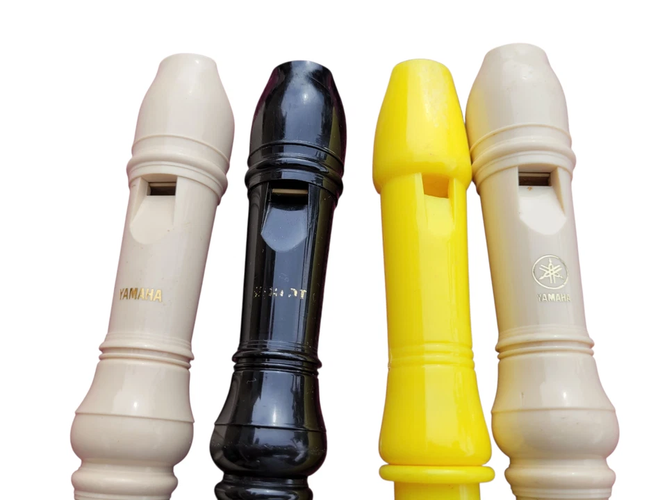 4 Grabadoras Soprano de Plástico 2 Yamaha Listo para Jugar Modelo Estudiante Foto 3 de 4