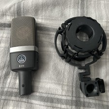 AKG C214 Microfono cablato a condensatore attacco XLR e AKG H-85