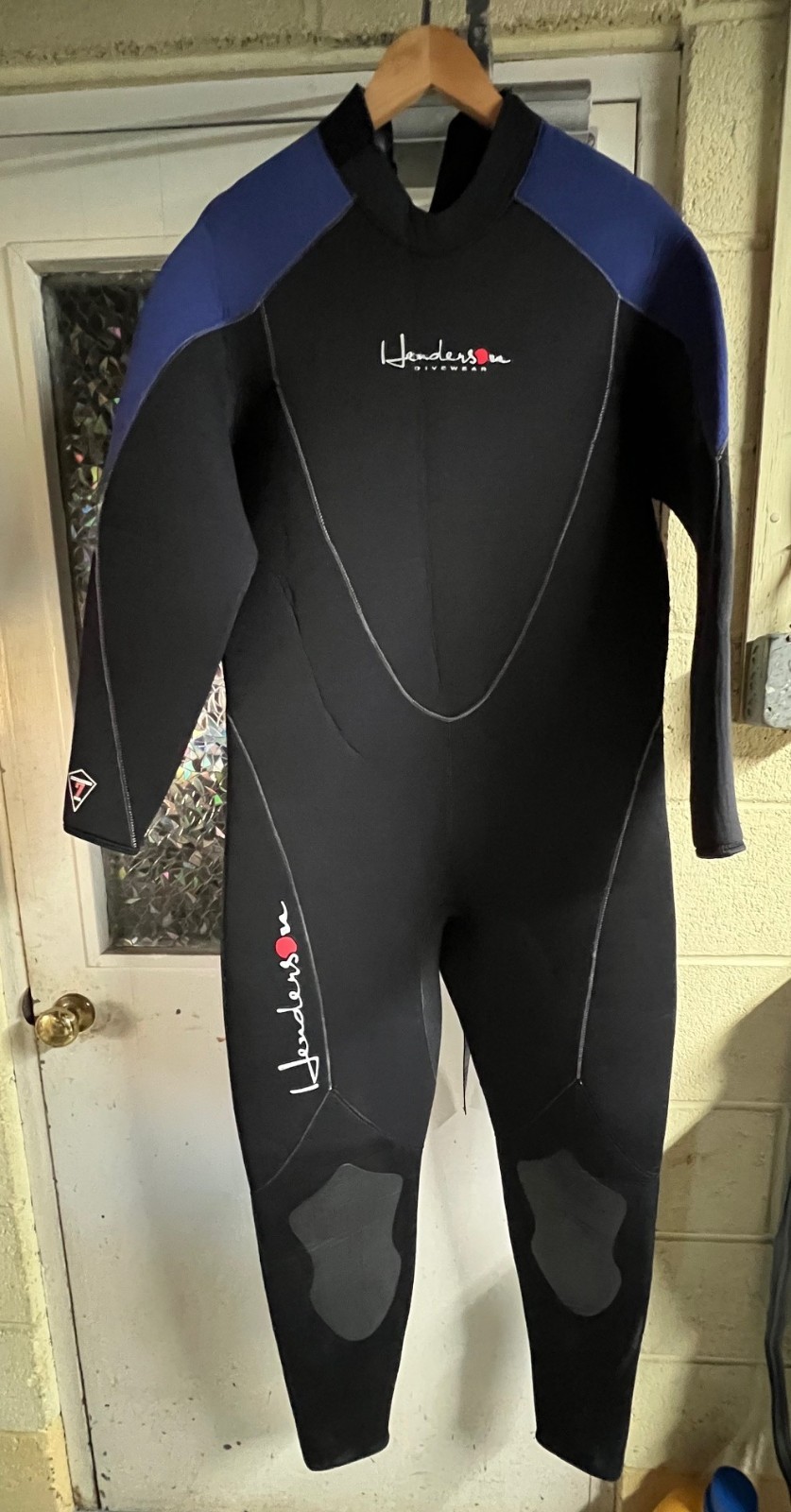 FORD   TAR  AND ROAD OIL REMOVER PINT CAN