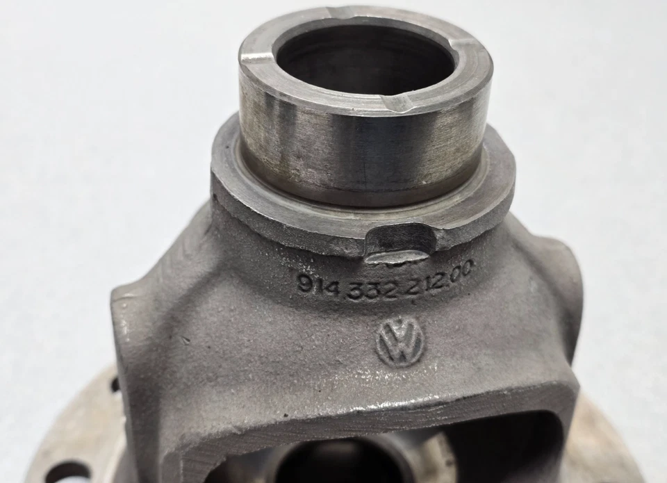 CARCASA DIFERENCIAL ABIERTA ORIGINAL MUY BONITA ORIGINAL PORSCHE 914 1.7 1.8 2.0 Foto 2 de 4