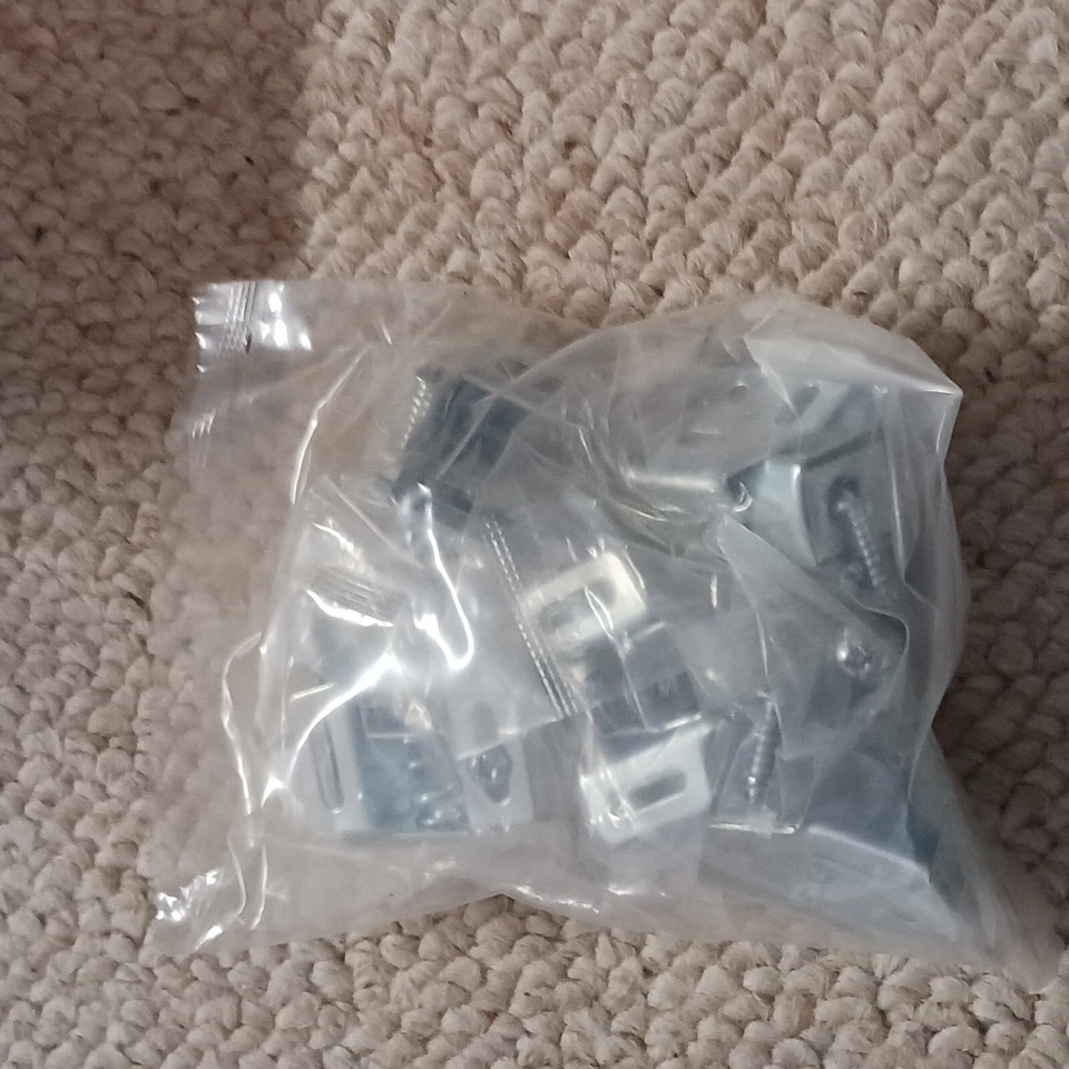 Capturas de un solo rodillo Ultra Hardware, chapadas en zinc de 5 a un paquete de 10 paquetes a una caja Foto 3 de 4