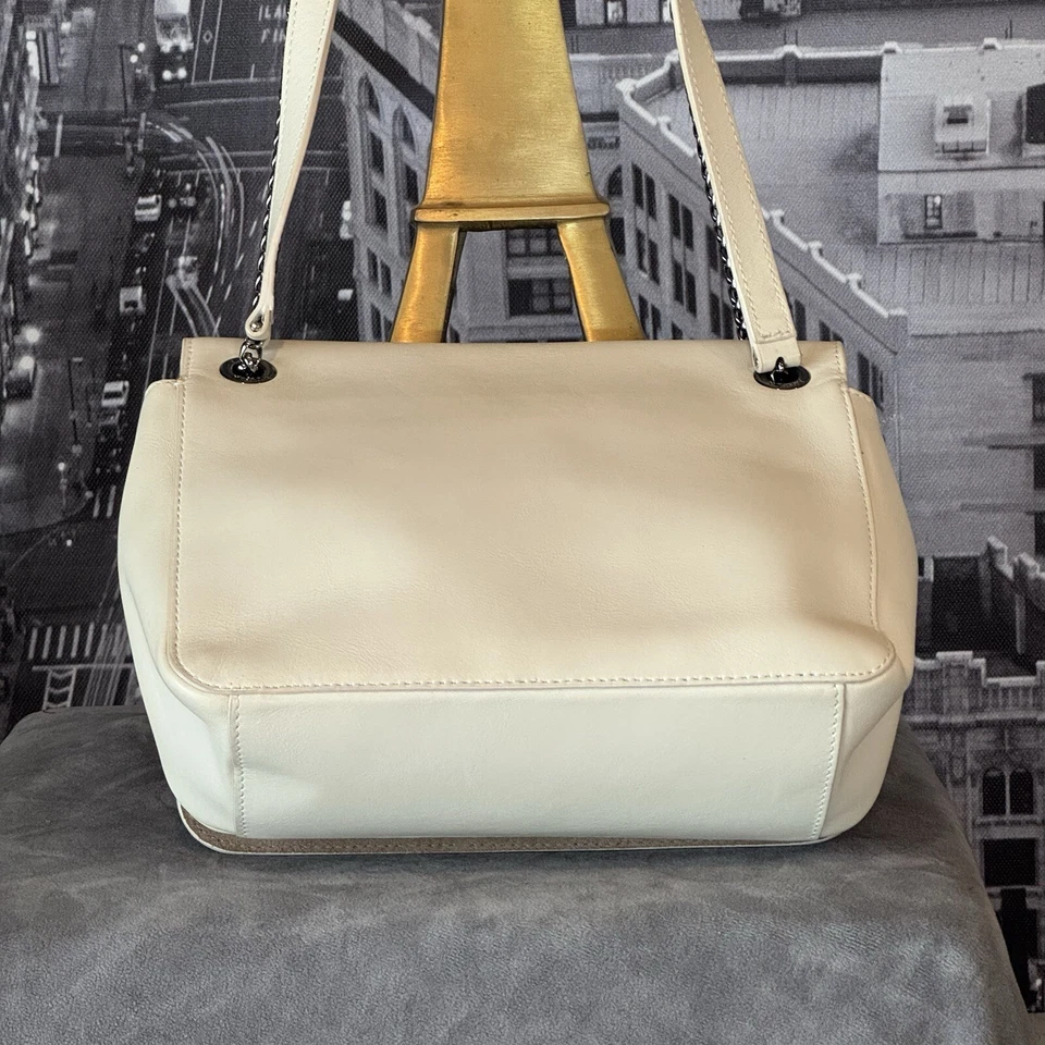 RARO Bolso Bandolera Furla Hombro “Deliziosa” Mariposa 100% Auténtico  Foto 2 de 4