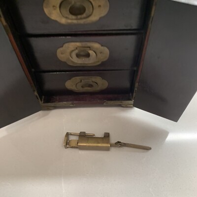 Antique Chinese Wood Brass Jewelry Box Cabinet 1880 Key Lock Antique Chinese Wood Brass Jewelry Box Cabinet 1880 Key Lock