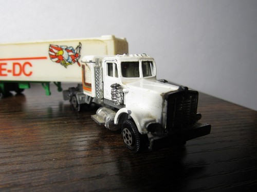 VINTAGE YATMING 18-Wheeler Semi Truck Tractor-Trailer Kenworth Mack Peterbilt - Picture 4 of 14