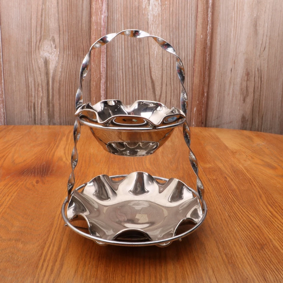 Bandeja de metal apilable acanalada con estante Foto 3 de 4