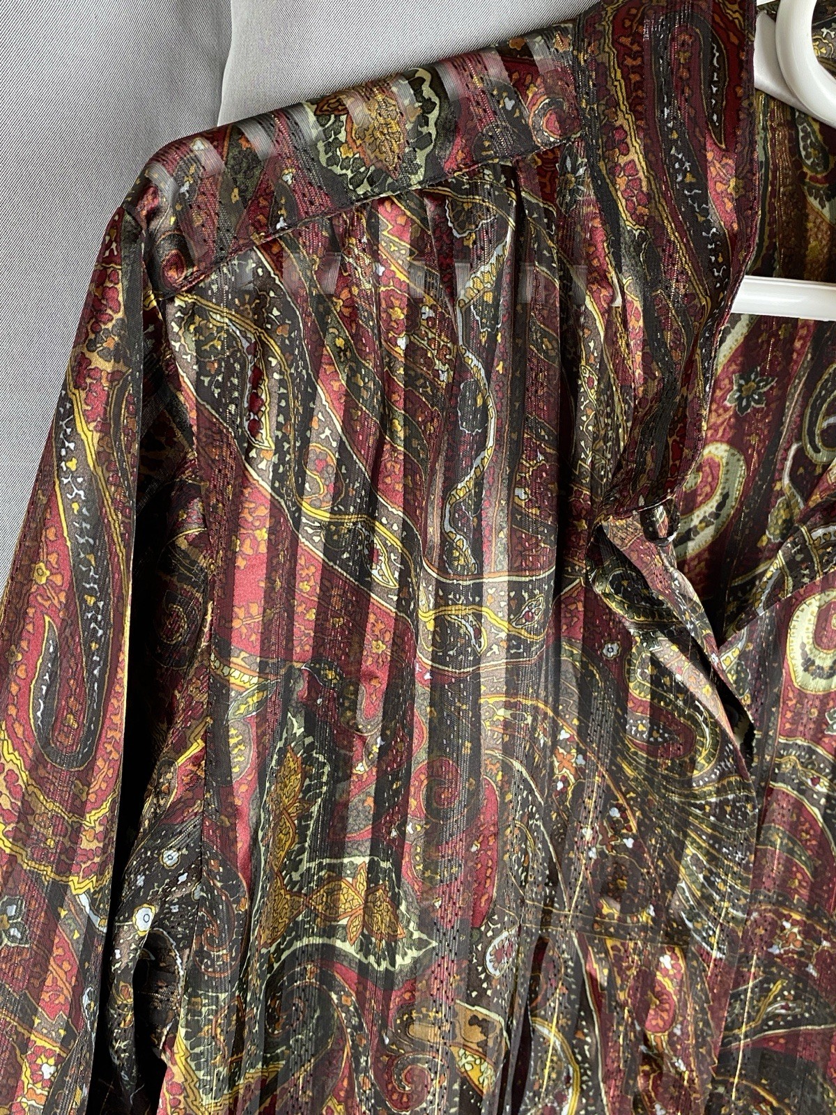 SAINT LAURENT Top elegante donna Yves taglia 14 marrone oro paisley trasparente con bottoni manica lunga