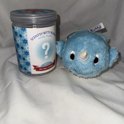 Scentsy Bitty Buddy Holiday Mystery NARWHAL Very Merry Cranberry Plush Scent NEW
