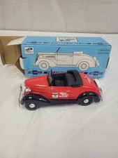 Liberty Classics - Diecast Campbell's 1937 Chevy Cabriolet 1/25 Coin Bank 10004