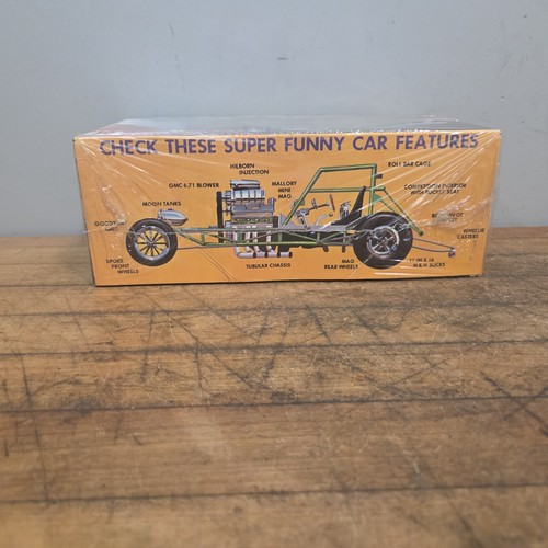 VINTAGE JOHAN AMC GREEN HORNET FUNNY CAR MODEL / KIT C-2070:200 SEALED - Picture 5 of 17