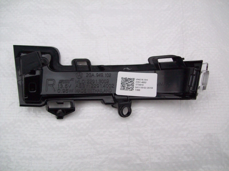 VW T-Cross C1 Door Mirror Indicator Light Clear Lens Right 2GA949102 2018 onward - Image 3 of 4