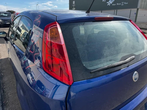 Piloto Trasero Izquierdo para FIAT III EVO PUNTO (199) Dynamic 2007 1128085