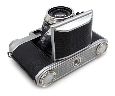 ISKRA Soviet KMZ Agfa copy 6x6 medium format camera with Industar