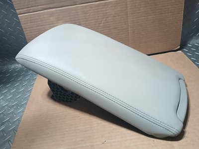 2009-2013 OEM Toyota Venza Center Console  Armrest Lid ( Light Gray )
