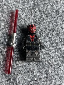 LEGO Star Wars Maul Minifigure (Black/Red Sith) W/ Lightsaber