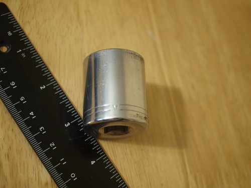 Craftsman 1/2" Drive 1-1/16 Socket 12 Point V Series - Picture 3 of 4