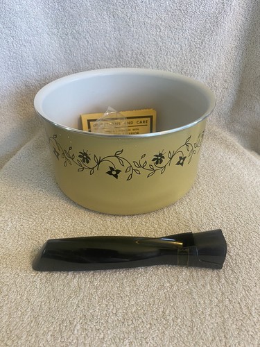 Vintage MIRRO M1083-75 Aluminum Sauce Pan Lid 2.5 Quart 10 Cups Dark Harvest NIB - Picture 4 of 18