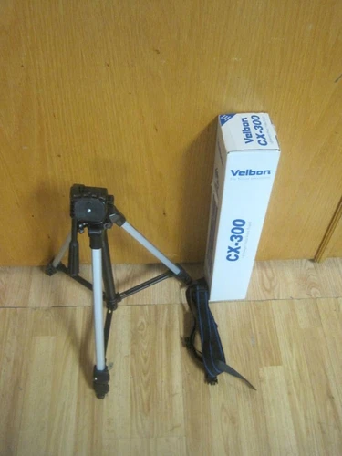 VELBON CX-300 TRIPOD LIGHTWEIGHT PHOTO/VIDEO CAMERA PHOTOGRAPHY TRI POD IN BOX