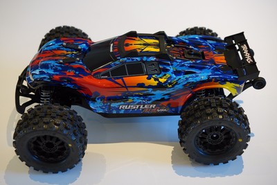 traxxas truggy