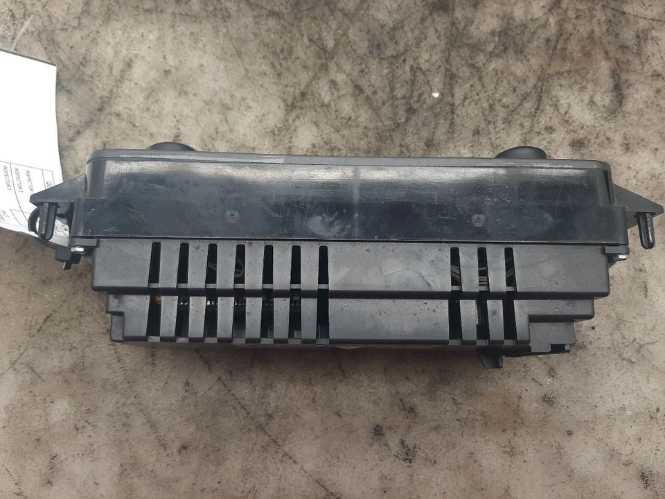 1998-1999 CHEVROLET CORVETTE Temperature Automatic Control Opt CJ2 16254311 - Image 2 of 4