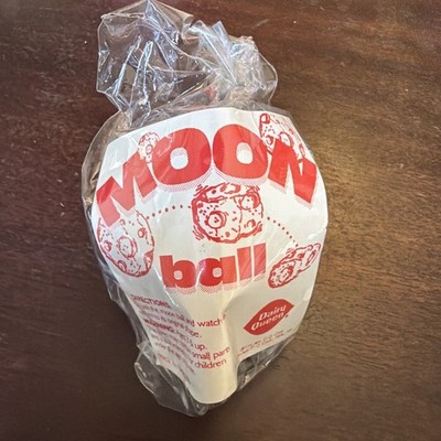 Vintage 1994 Dairy Queen Kids Meal Toy Moon Ball Superball MIP New Sealed J