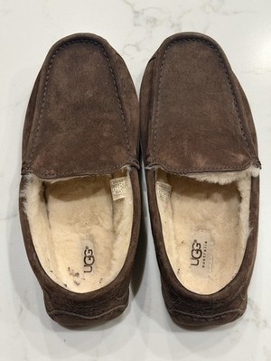 UGG Australia 5775 Brown Suede Shearling Slippers Moccasins Men s Size 8 Cozy