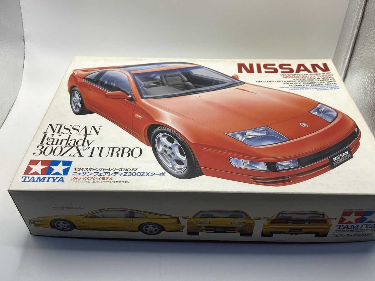 Tamiya 1/24 Nissan Fairlade Z 300ZX Turbo GCZ32 JDM Model Kit