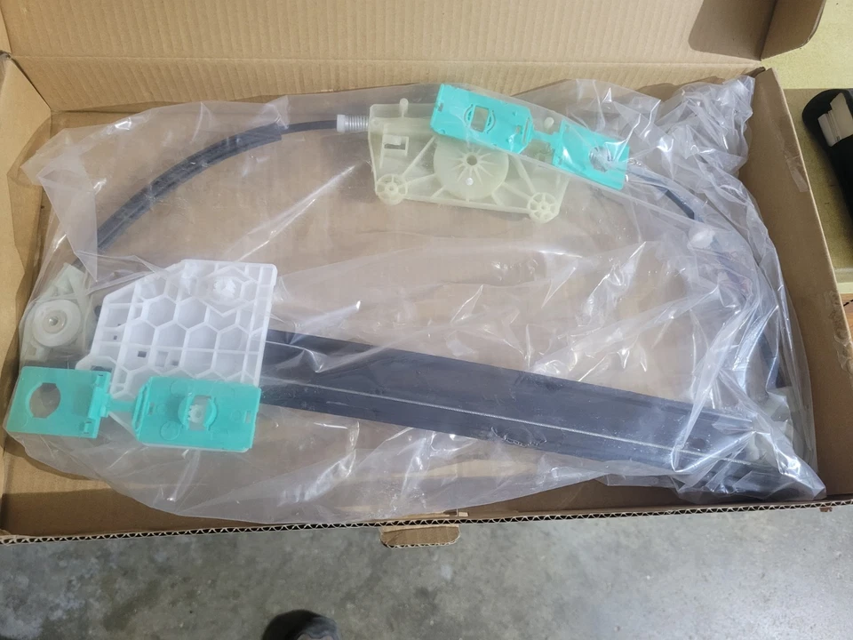 AUDI A6 QUATTRO 2007 REGULADOR VENTANA TRASERA IZQUIERDA Foto 2 de 2