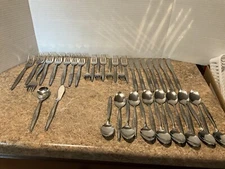 Vintage T&N Stylecraft Flatware Single Rose Vine Stainless Steel Japan 40 Piece