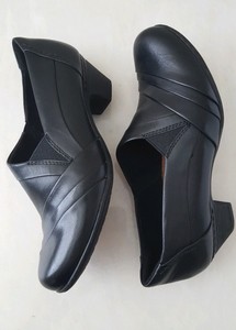 rockport abbott slip on