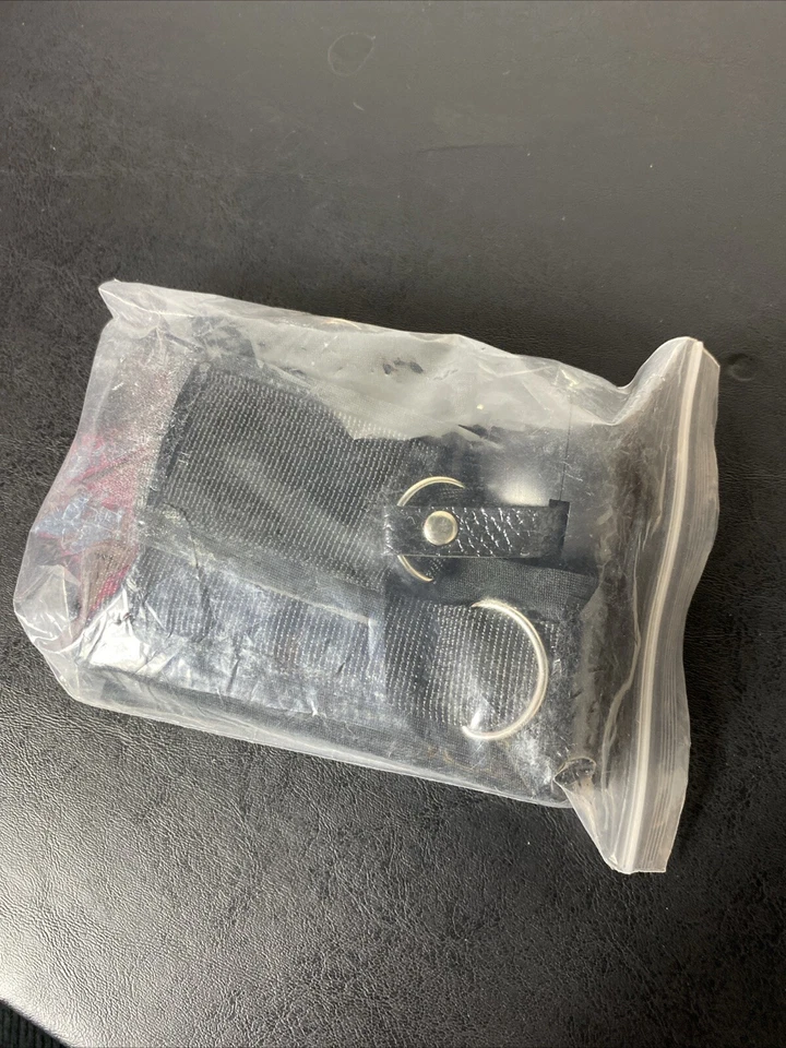 扣结球扣和束缚袖口 — 第 2/4 张图片