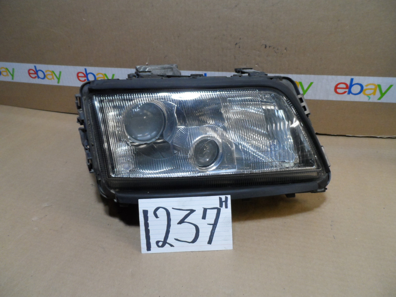 97 98 99 Audi A8 HID PASSENGER Side Headlight Used front Lamp #1237-H
