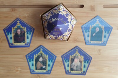 Harry Potter Schokoladenfrosch Box & Karte Dumbledore Hufflepuff Gryffindor Sytherin 