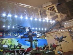 LEGO CHIMA Store Display 70003 & 70006 & 70104 - Case