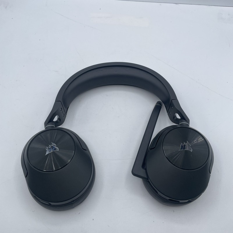 CORSAIR HS55 WIRELESS Multiplatform Lightweight Gaming Headset