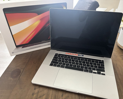 Apple MacBook Pro 16in 2019 Silver 2.6GHz 16GB RAM 1TB SSD Radeon 5300M