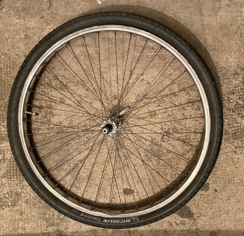 Laufrad Vorderrad Araya 26x1.50 HE VP-20 mit Reifen Michelin country 26 x 1.75