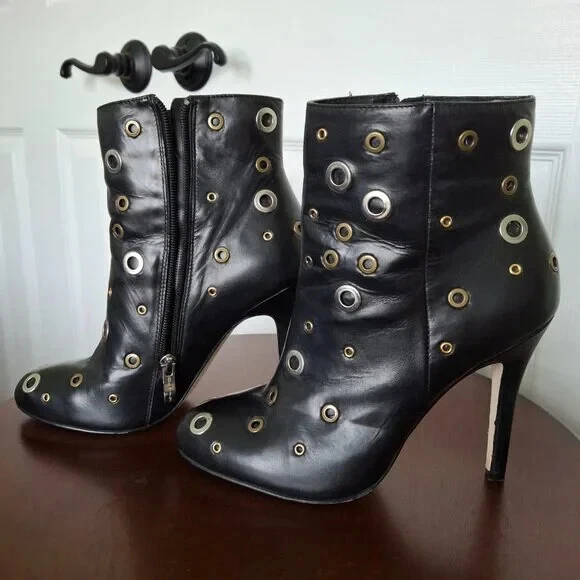 Ботинки на высоком каблуке Nicole Miller Agnes золотистые и серебряные люверсы размер США 7 - Изображение 2 из 4