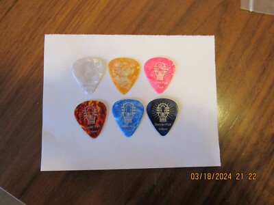 6 Pack Donner Celluloid Guitar Picks - Thin, Medium, & Heavy Gauge #1132