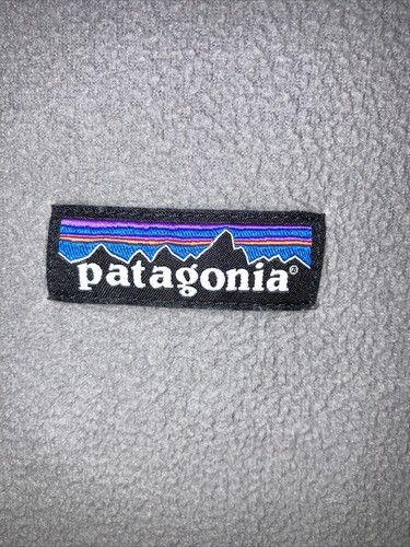 Patagonia Gray Fleece 1/4 Length Zip Sweater Women’s Small “Ogichi Daa Lee 2018” - Picture 3 of 9