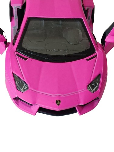 Matte Series 2012 Lamborghini Aventador 1:38 Scale Model Hot Pink by Kinsmart - Picture 9 of 12