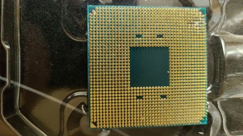 amd ryzen 7 1700 processor, Broken/bent pins for parts or repair - Picture 2 of 3